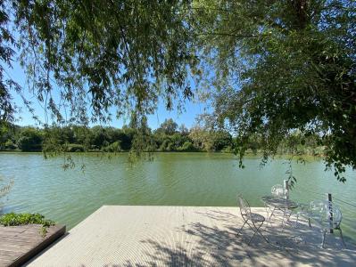Sisesti Bloc Nou - Lac - Metrou Straulesti