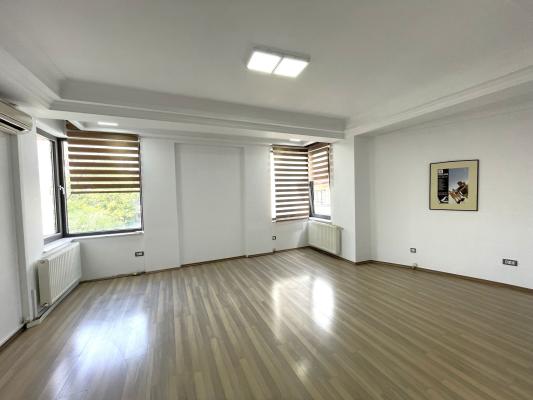 Aviatiei - Nicolae Caramfil, spatiu birouri, suprafata utila 180 mp