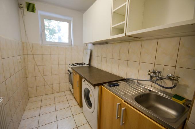 Unirii - Hanul lui Manuc - I.C.Bratianu - 2 camere - nemobilat