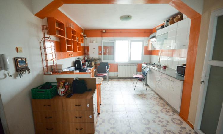 Nerva Traian - Vitan Mall - 4 camere - SUT 97MP - Centrala proprie