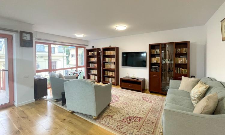 Panduri - Petre Lintes, apartament 2 camere in bloc, decomandat, etaj 1/5