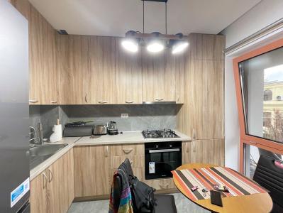Panduri - Petre Lintes, apartament 2 camere in bloc, decomandat, etaj 1/5