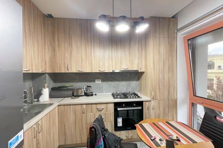 Panduri - Petre Lintes, apartament 2 camere in bloc, decomandat, etaj 1/5