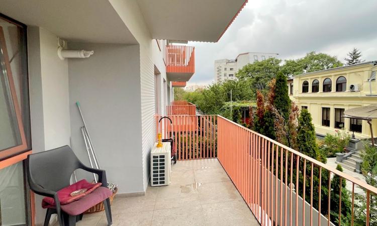 Panduri - Petre Lintes, apartament 2 camere in bloc, decomandat, etaj 1/5
