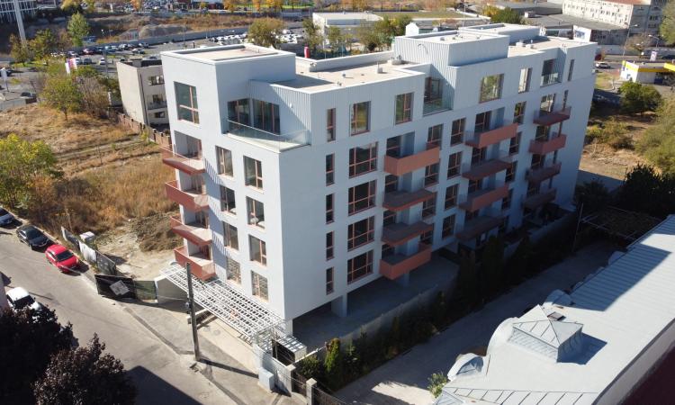 Panduri - Petre Lintes, apartament 2 camere in bloc, decomandat, etaj 1/5
