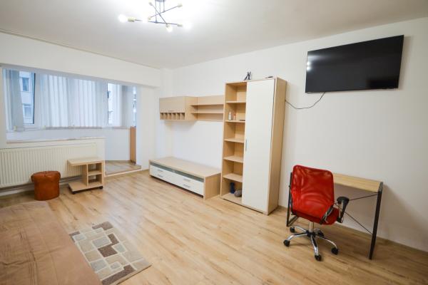 Piata Alba Iulia - Baba Novac - garsoniera - mobilata/utilat nou