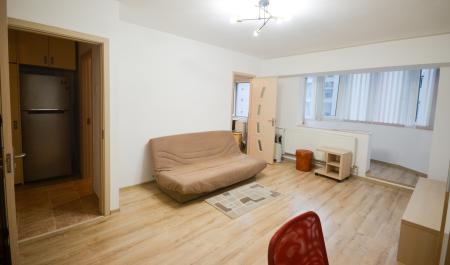 Piata Alba Iulia - Baba Novac - garsoniera - mobilata/utilat nou