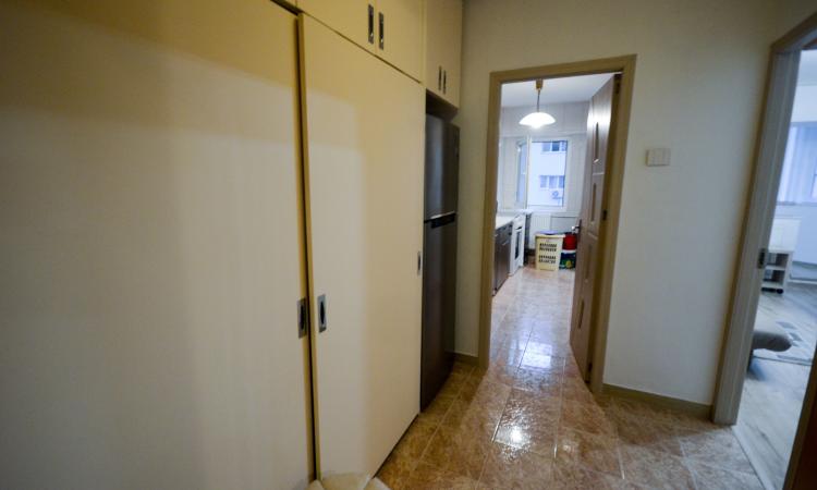 Piata Alba Iulia - Baba Novac - garsoniera - mobilata/utilat nou