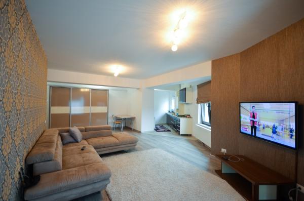 Unirii - Mall Vitan - 2 camere- An constructie 2012 - mobilat/utilat complet
