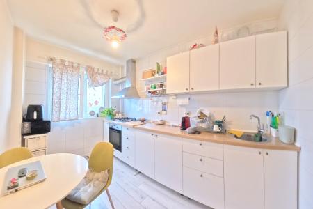 Unirii - Parcul Carol - Str Gramont - Birouri - 5 camere - mobilate/utilate- centrala proprie