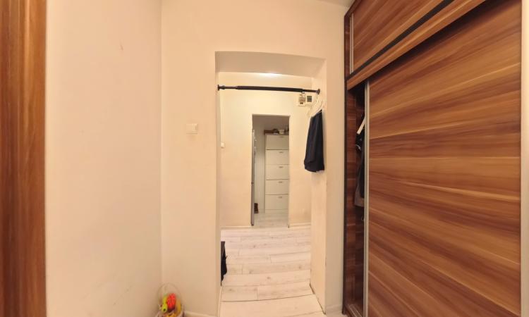 Unirii - Parcul Carol - Str Gramont - Birouri - 5 camere - mobilate/utilate- centrala proprie
