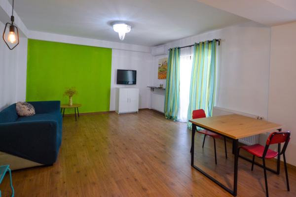 Titan - Str Marului - 2 camere - mobilat/utilat - cu parcare