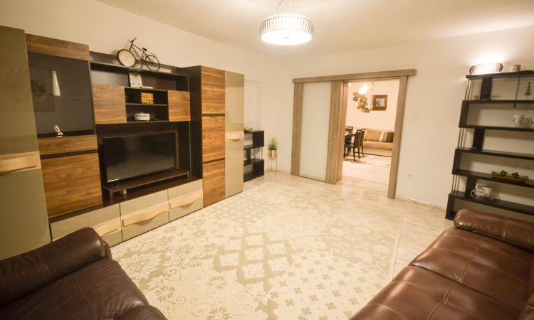 Unirii - Union Plaza Hotel - 4 camere - 105mp SUT