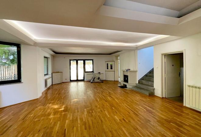Aviatiei - Maguricea, vila S+P+1E+M, 9 camere, suprafata utila 363 mp