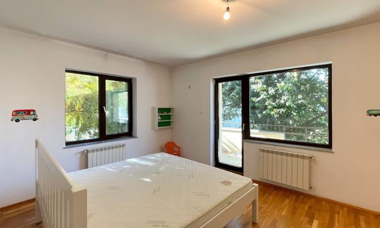 Aviatiei - Maguricea, vila S+P+1E+M, 9 camere, suprafata utila 363 mp