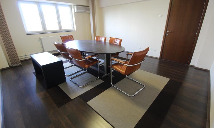 Octavian Goga-Nerva Traian-2 camere-stradal-complet renovat