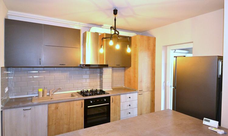 Otopeni - 1 Mai - Inchiriere apartament 2 camere cu parcare