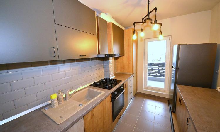 Otopeni - 1 Mai - Inchiriere apartament 2 camere cu parcare