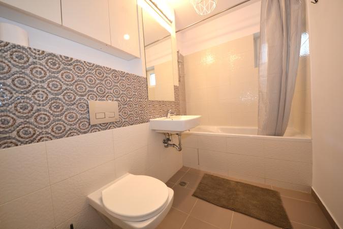 Otopeni - 1 Mai - Inchiriere apartament 2 camere cu parcare