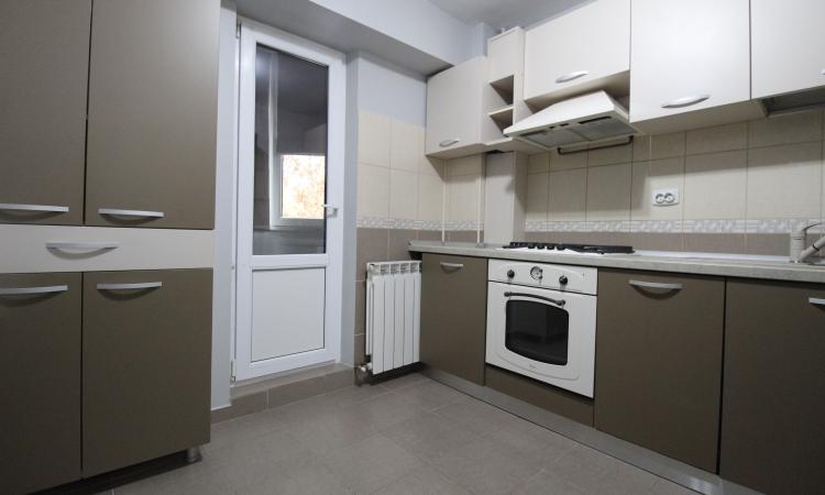 Calea Calarasilor - Piata Muncii - studio ultramodern-bloc mixt