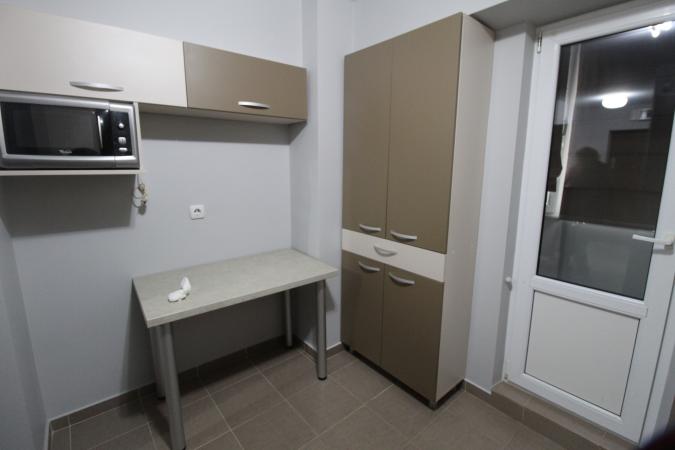 Calea Calarasilor - Piata Muncii - studio ultramodern-bloc mixt