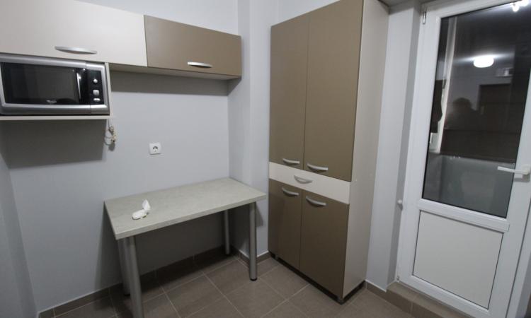Calea Calarasilor - Piata Muncii - studio ultramodern-bloc mixt