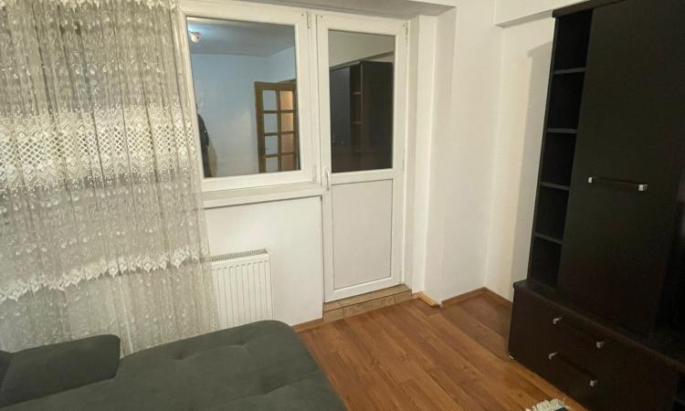 3 Camere - Tei - Teiul Doamnei - Constructii - Parc