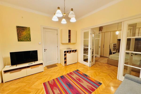 Studio - Premium - Boem - Ultracentral - Romana - ASE