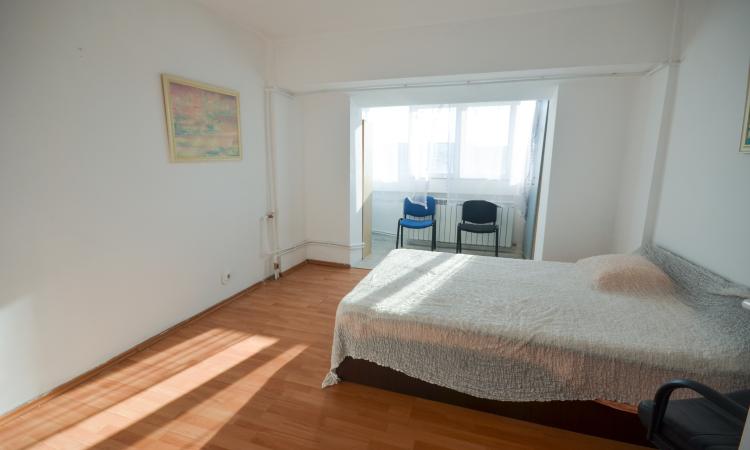 Unirii - Decebal - 3 camere - etj 8