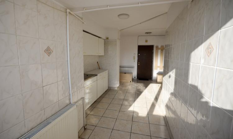 Unirii - Decebal - 3 camere - etj 8