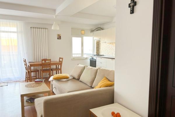 Sisesti 2 camere lux complet mobilat vedere superba