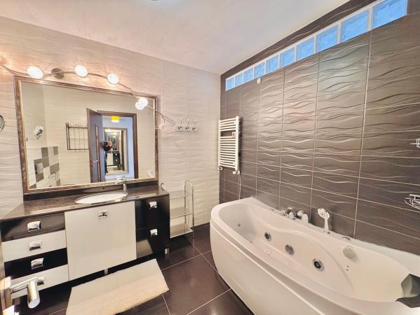 3 Camere -  Aviatiei - Baneasa - Parcare - Bloc Nou - Herastrau