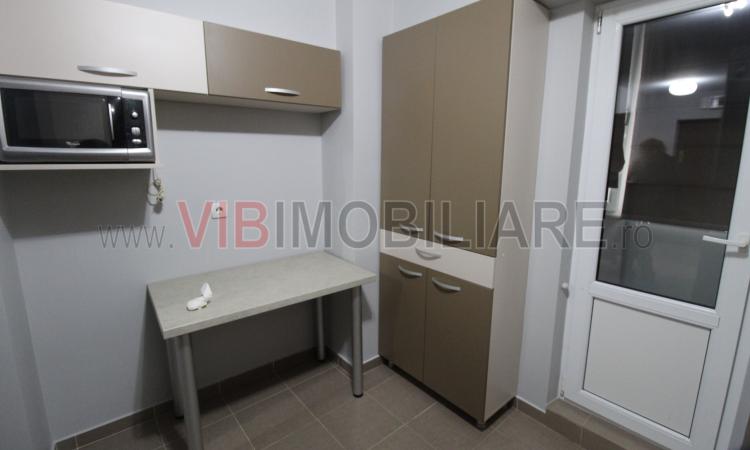 Calea Calarasilor-metrou Piata Muncii-studio superb-prima inchiriere