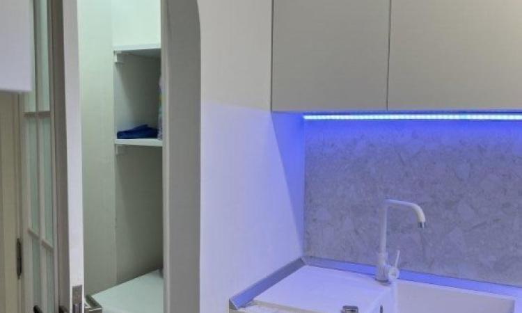 Studio ultramodern-Bld. Decebal-Piata Alba Iulia-bloc mixt-metrou Muncii