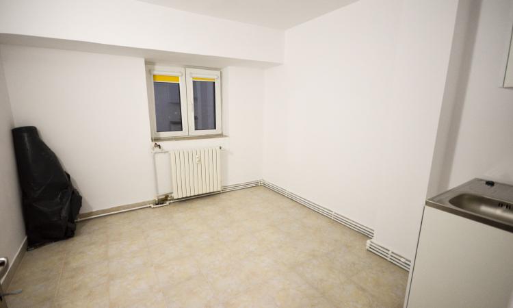 Unirii - Piata Alba Iulia - Garsoniera - SUT 39MP - renovata