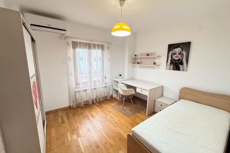 3 Camere - Nerva Traian - Octavian Goga - Bd Unirii - Loc Parcare - 2 Bai