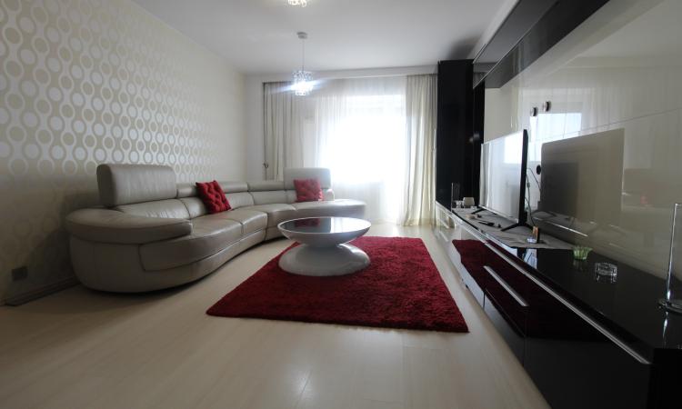 Calea Calarasilor-complet renovat-loc de parcare