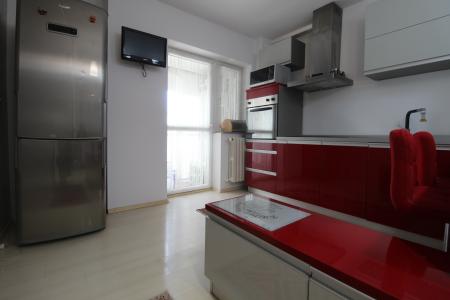 Calea Calarasilor-complet renovat-loc de parcare