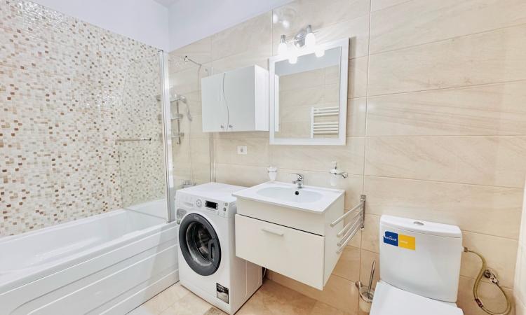 Bloc Nou - Decebal - Alba Iulia - 3 Camere - Parcare - Metrou
