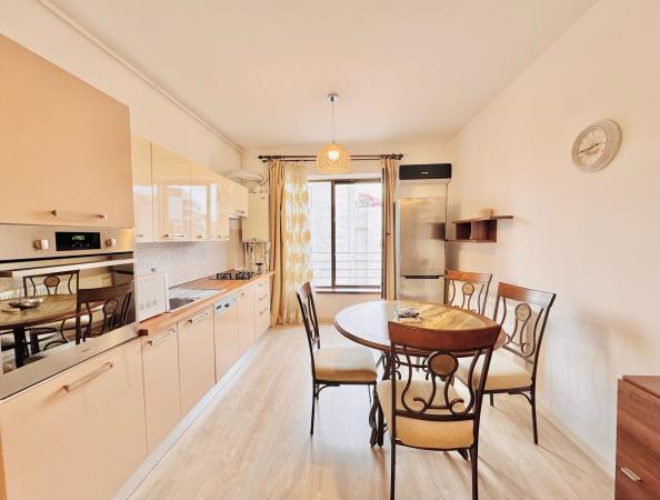 Bloc Nou - Decebal - Alba Iulia - 3 Camere - Parcare - Metrou