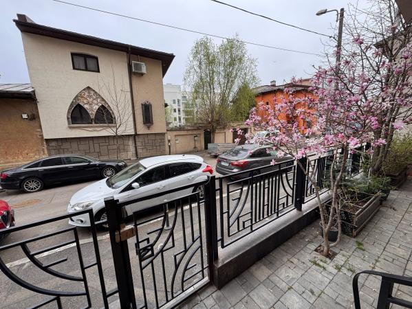 Bloc Nou - Decebal - Alba Iulia - 3 Camere - Parcare - Metrou