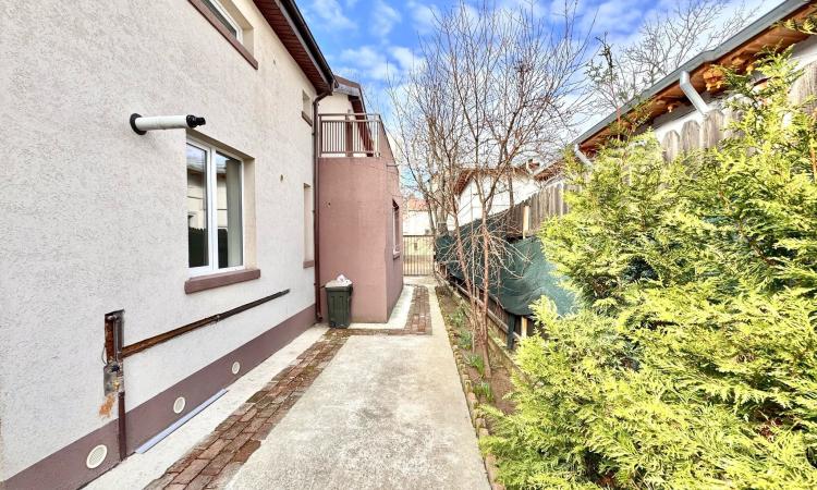 Casa - Firma - Birouri - Rond Alba Iulia- Calea Calarasi -