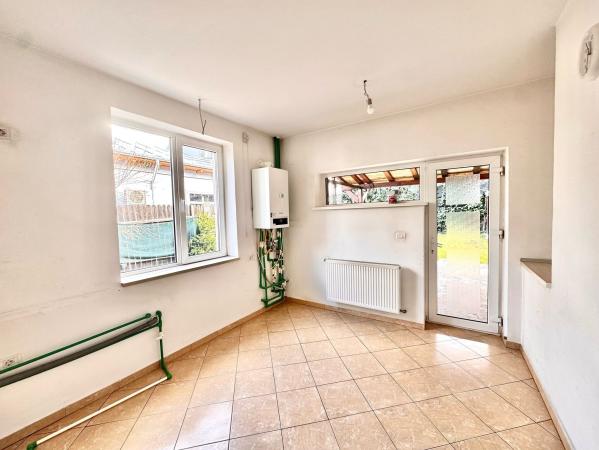 Casa - Firma - Birouri - Rond Alba Iulia- Calea Calarasi -