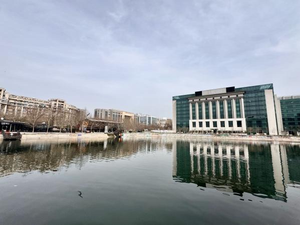 Unirii - Ultracentral - Bibloteca Nationala - Vedere Splai - Metrou