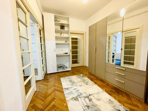 3 Camere - Casa Poporului - Unirii - Regina Maria - Loc Parcare