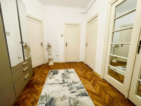 3 Camere - Casa Poporului - Unirii - Regina Maria - Loc Parcare