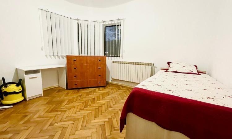 3 Camere - Casa Poporului - Unirii - Regina Maria - Loc Parcare