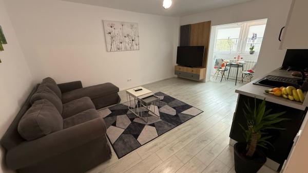 3 Camere - Renovat - Bd Unirii - Alba Iulia - Decebal