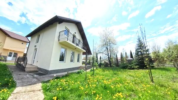 Brebu Megiesesc - Vila 4 camere  - SUT 110 - 644mp teren  - curte libera 570mp