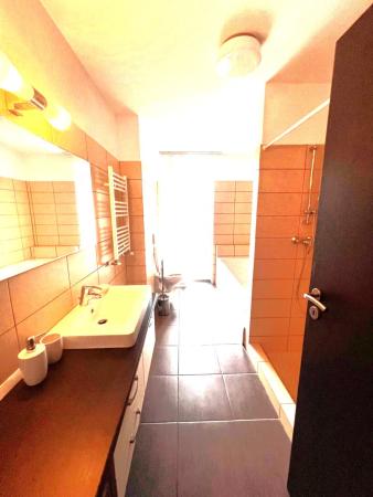 Otopeni, strada Polona - apartament de inchiriat, mobilat si utilat, liber